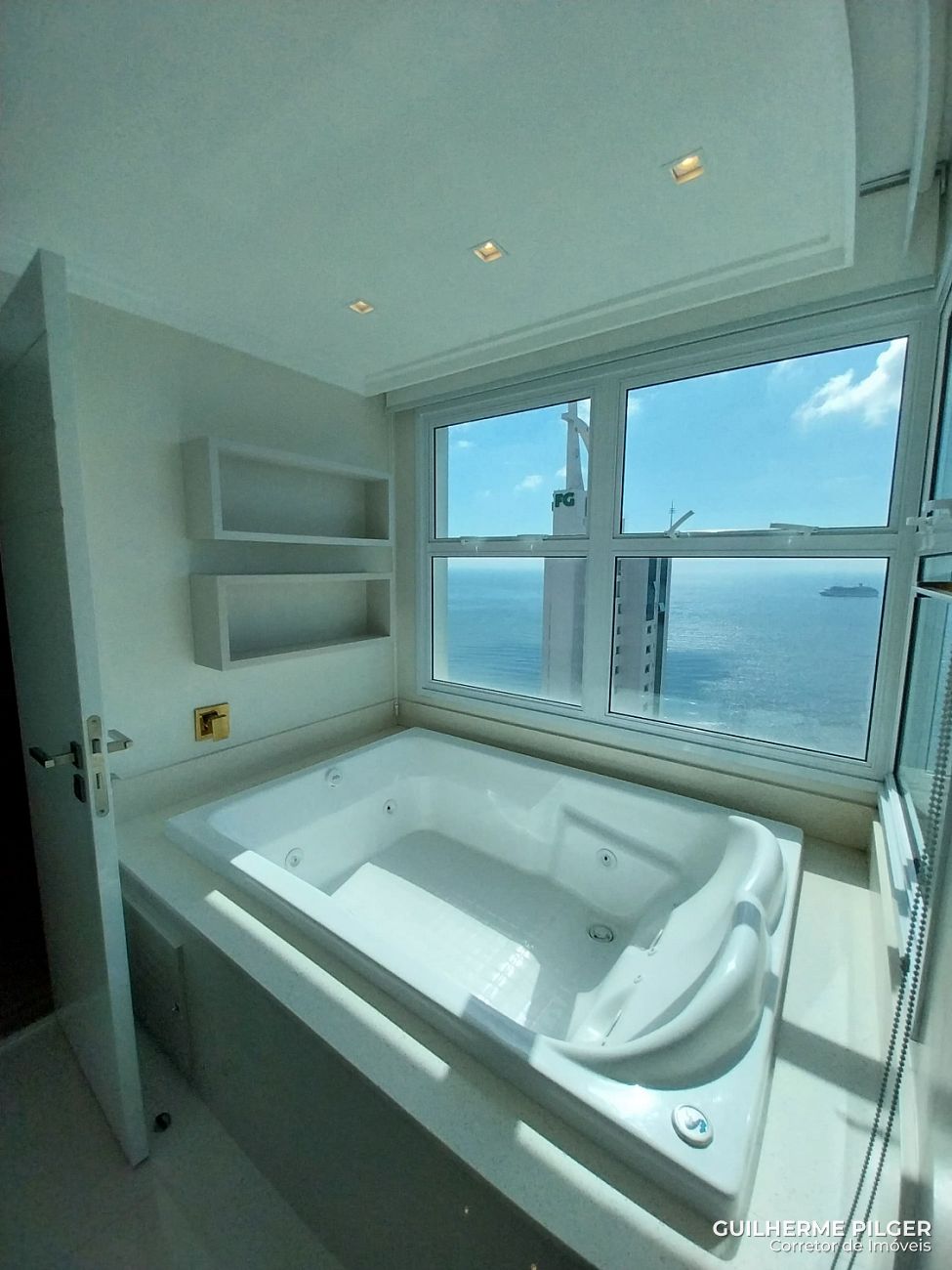 Apartamento no Edifício Eleganza Tower em Balneário Camboriú