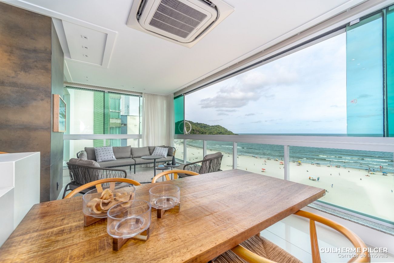 Apartamento no Edifício Metropolis em Balneário Camboriú