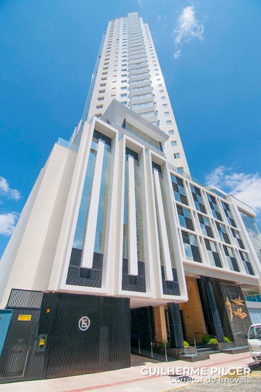 Apartamento no Ed.Via Marina na Barra Sul em Balneário Camboriú