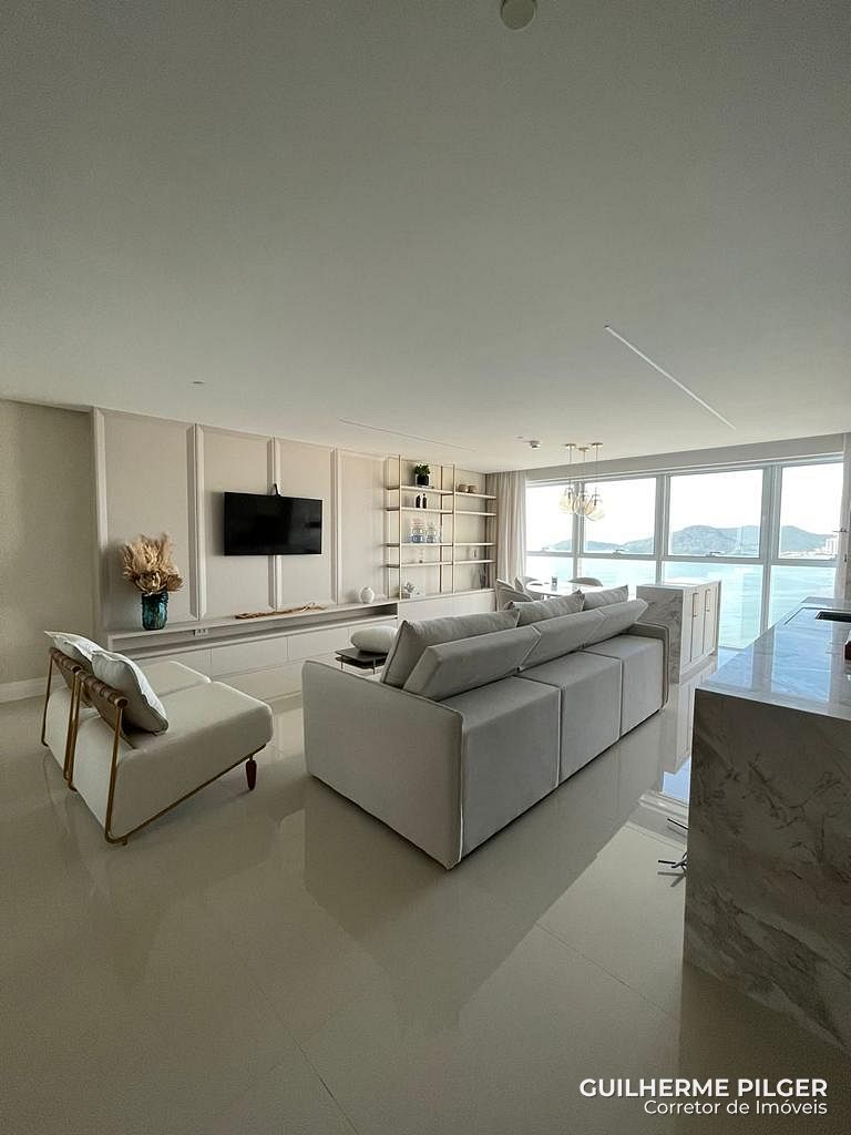 Apartamento no Ed Infinity Coast em Balneário Camboriú