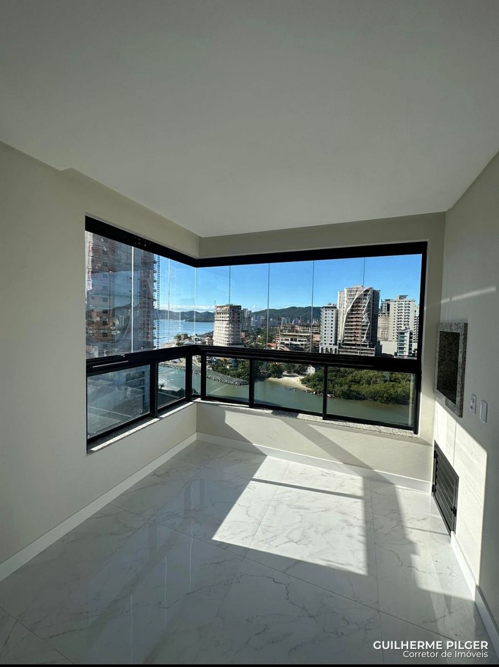 Apartamento no Edifício Linder Palace em Itapema