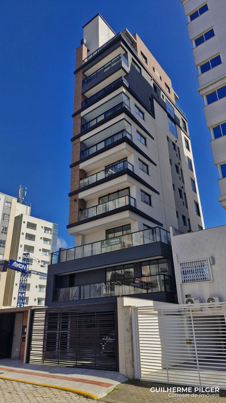Apartamento no Ed. Brava 22 na Praia Brava em Itajaí