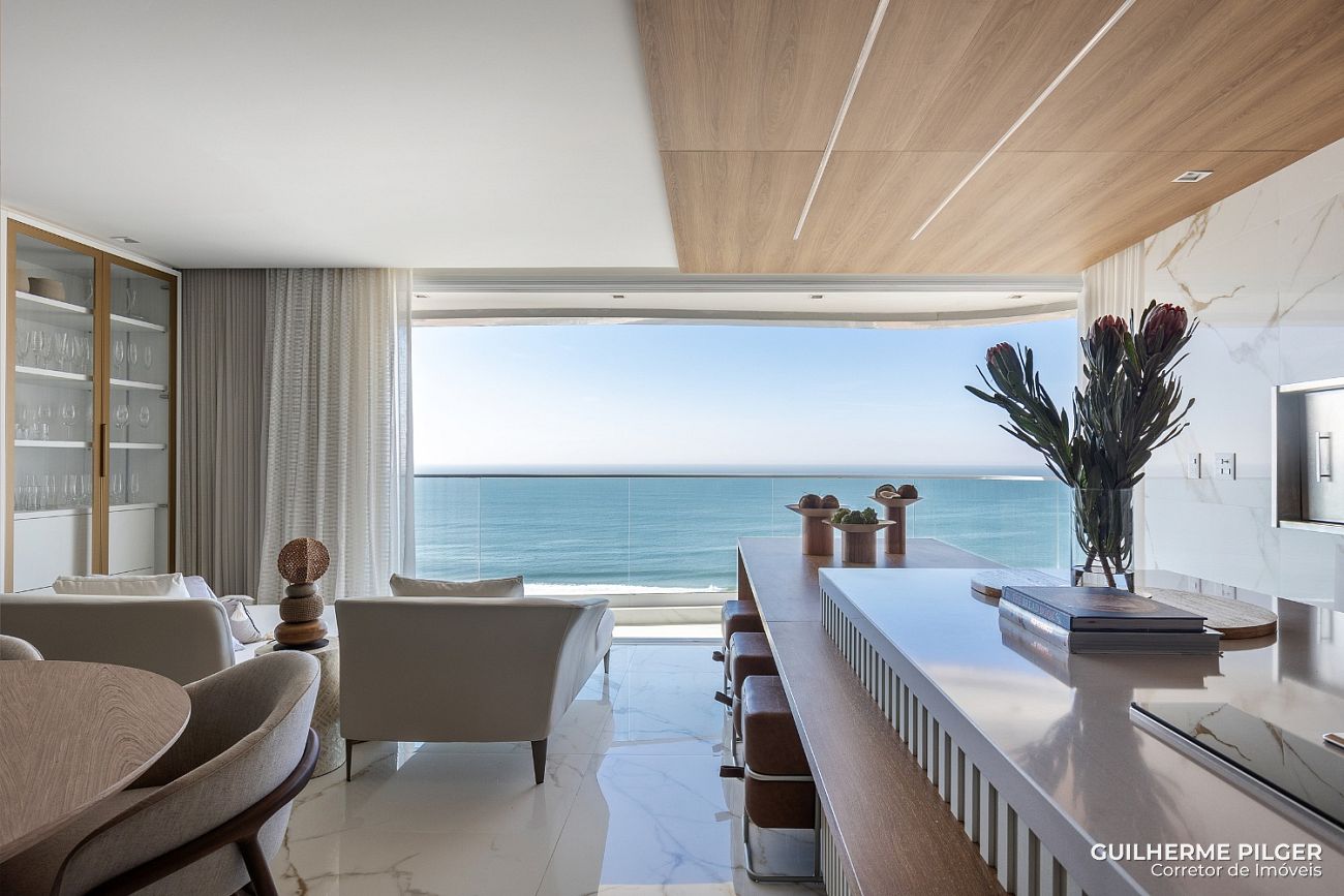 Apartamento no Edifício Le Blanc na Praia Brava em Itajaí