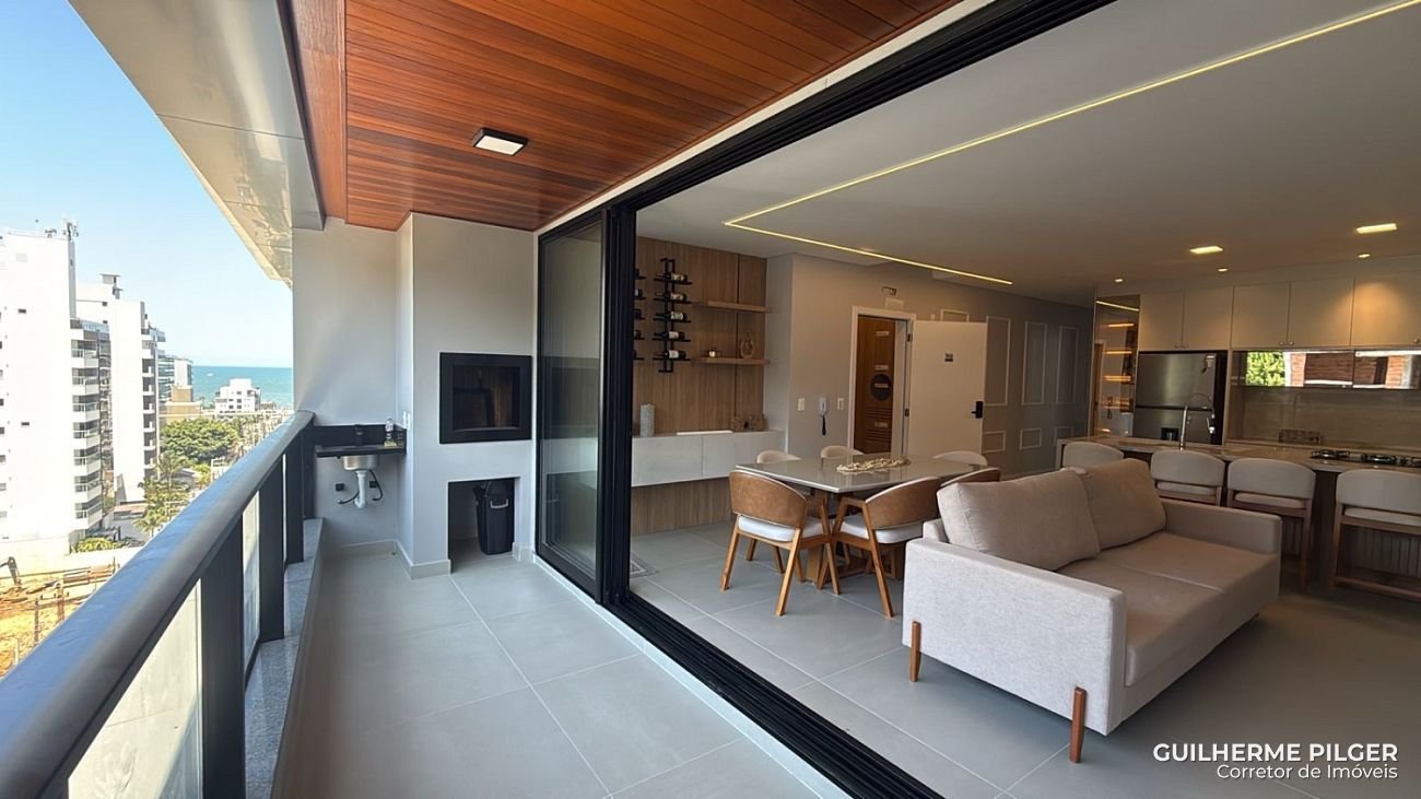 Apartamento no Edifício Dusseldorf na Praia Brava em Itajaí