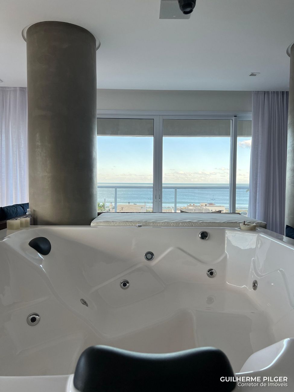 Apartamento no Edifício Brava Arts na Praia Brava em Itajaí