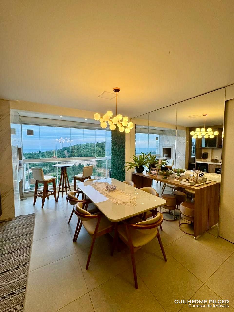 Apartamento no Edifício Brava Hill na Praia Brava em Itajaí
