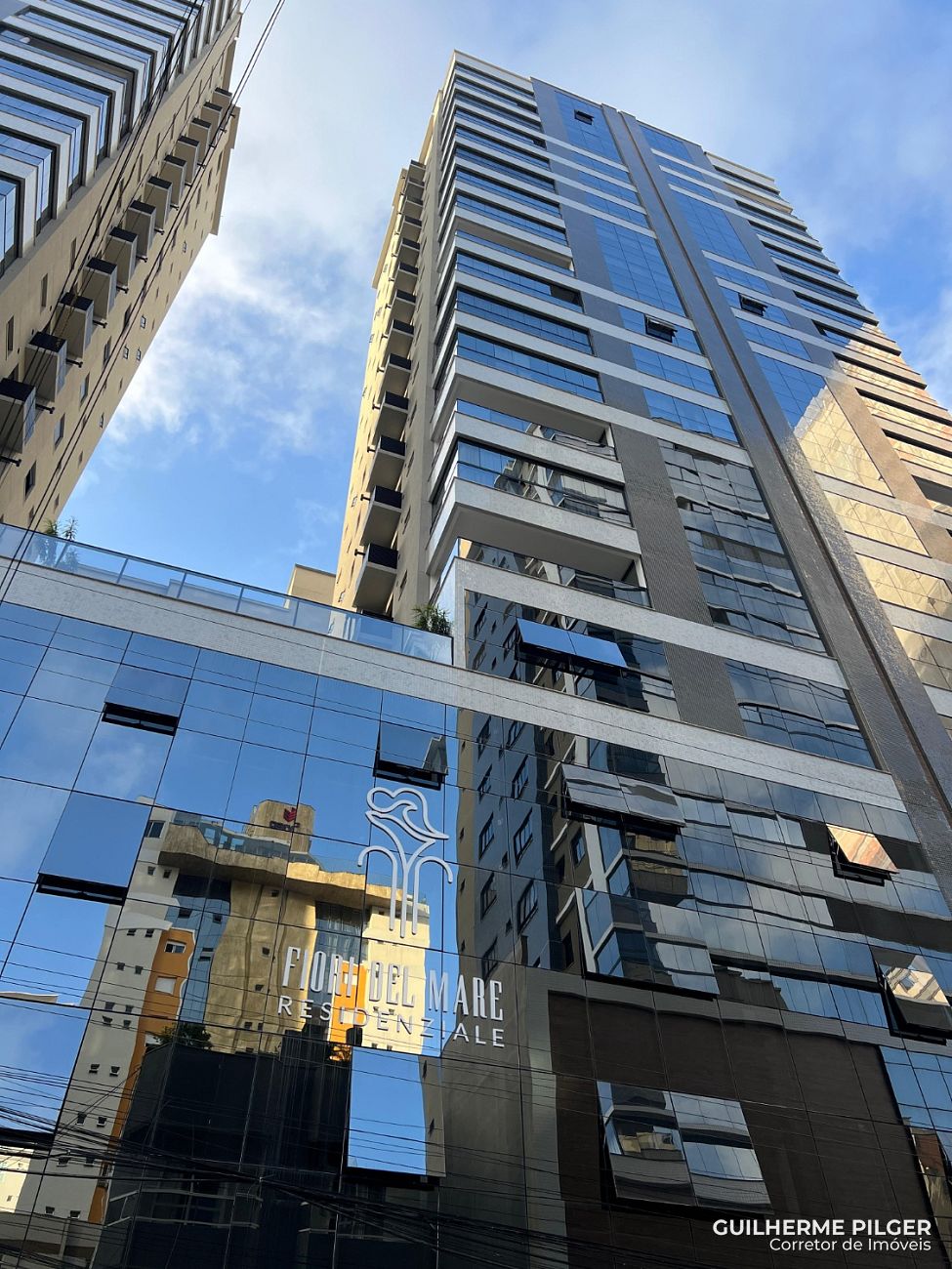 Apartamento no Ed. Fiore Del Mare em Meia Praia - Itapema/SC