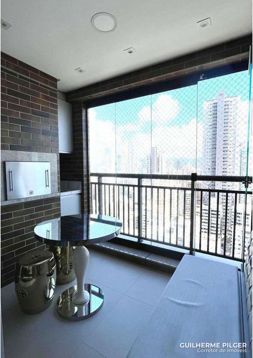 Apartamento no Ed. Windsor Village da Embraed em Balneário Camboriú