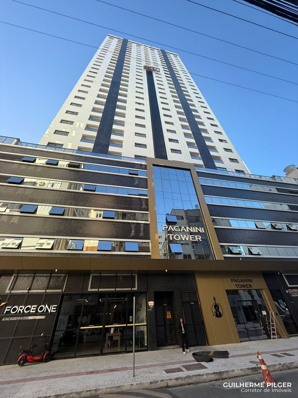 Apartamento no Ed. Paganini Tower em Balneário Camboriú