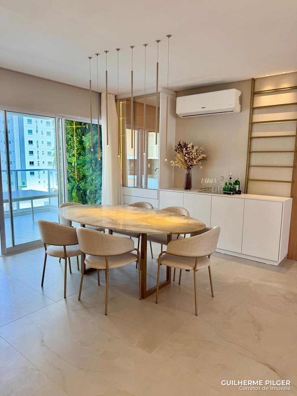 Apartamento no Ed. Pontal di Vitta Residence em Balneário Camboriú