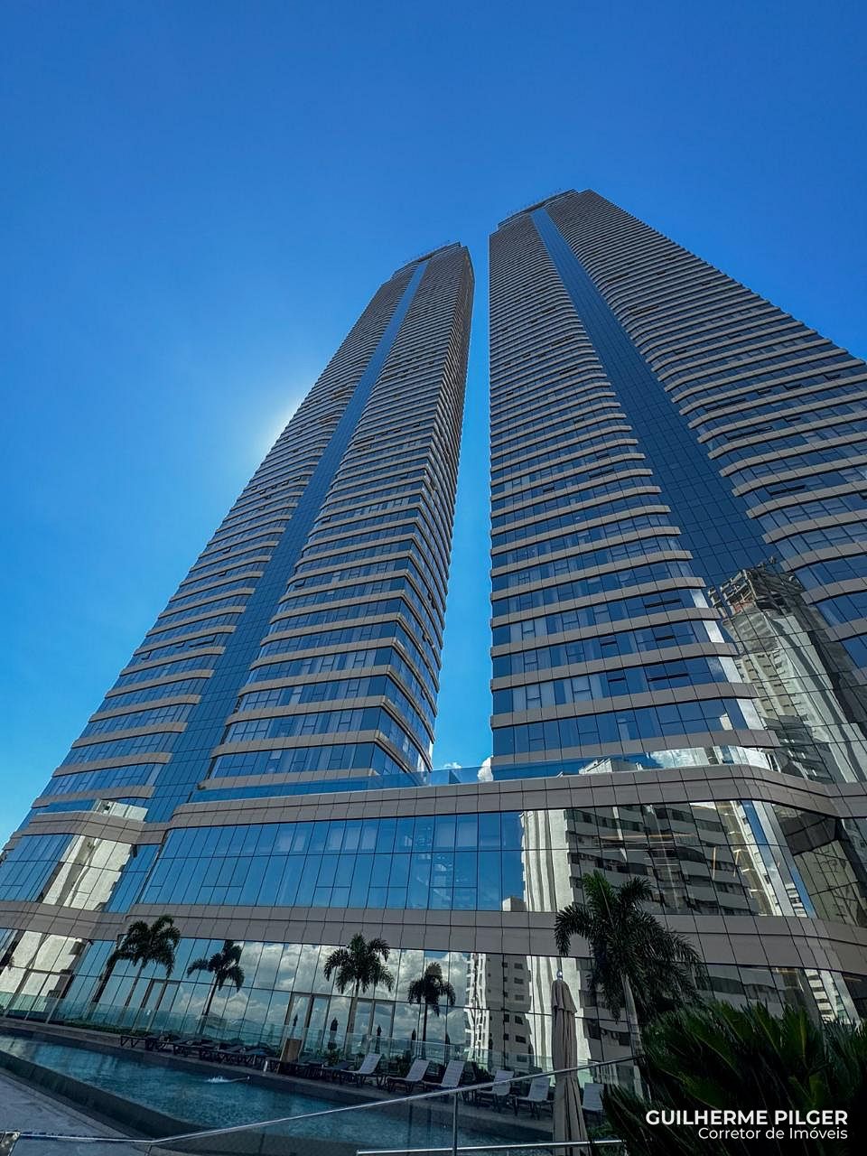 Apartamento no Ed. Yachthouse by Pininfarina na Barra Sul em Balneário Camboriú