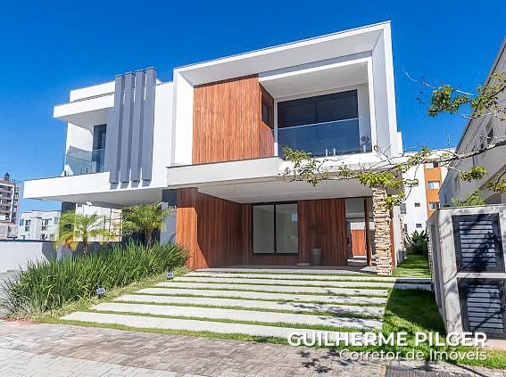 Casa no Condomínio Reserva Camboriú Golf Club