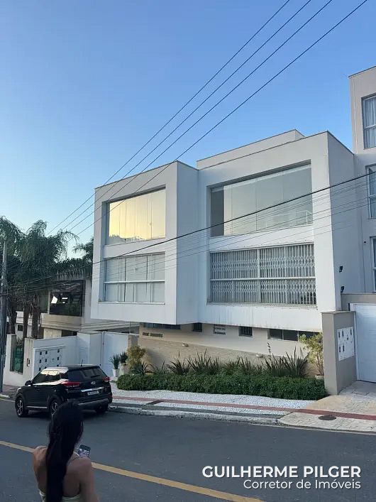 Apartamento Garden à venda na Praia dos Amores - Praia Brava