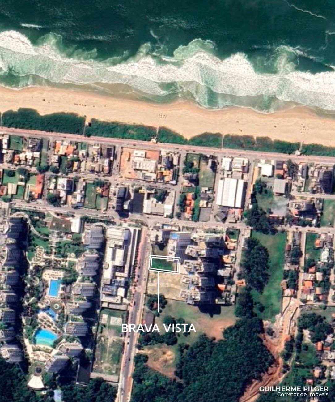 Terreno na Praia Brava com Potencial Construtivo