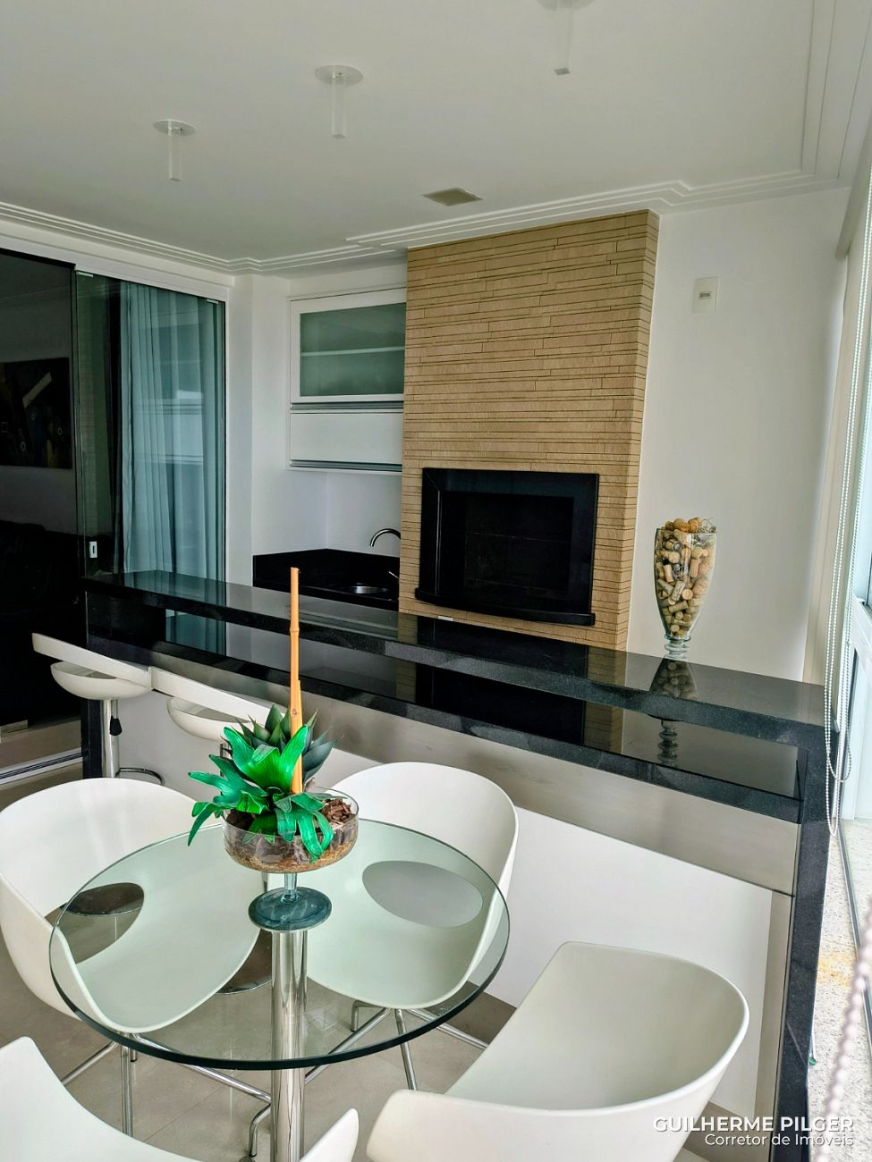 Apartamento no Ed. Barramares em Balneário Camboriú