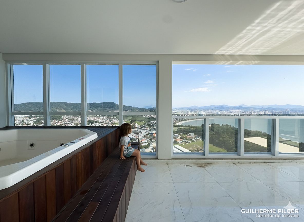 Cobertura no Ed. Vista Paradiso Residence na Penha