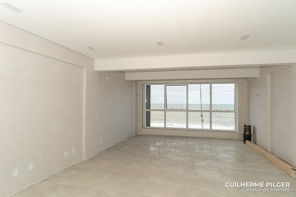 Apartamento no Ed. Barra View em Barra Velha