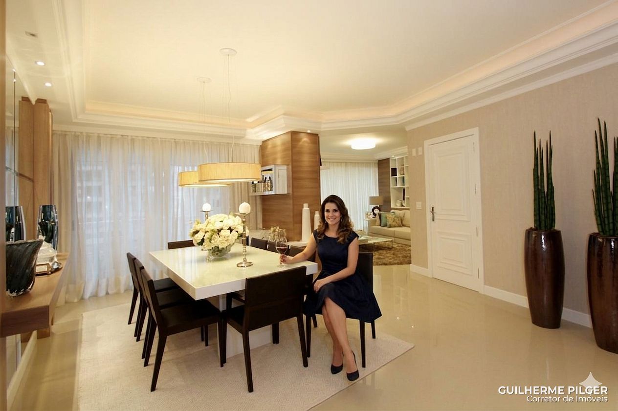 Apartamento no Ed. Alexandria em Balneário Camboriú