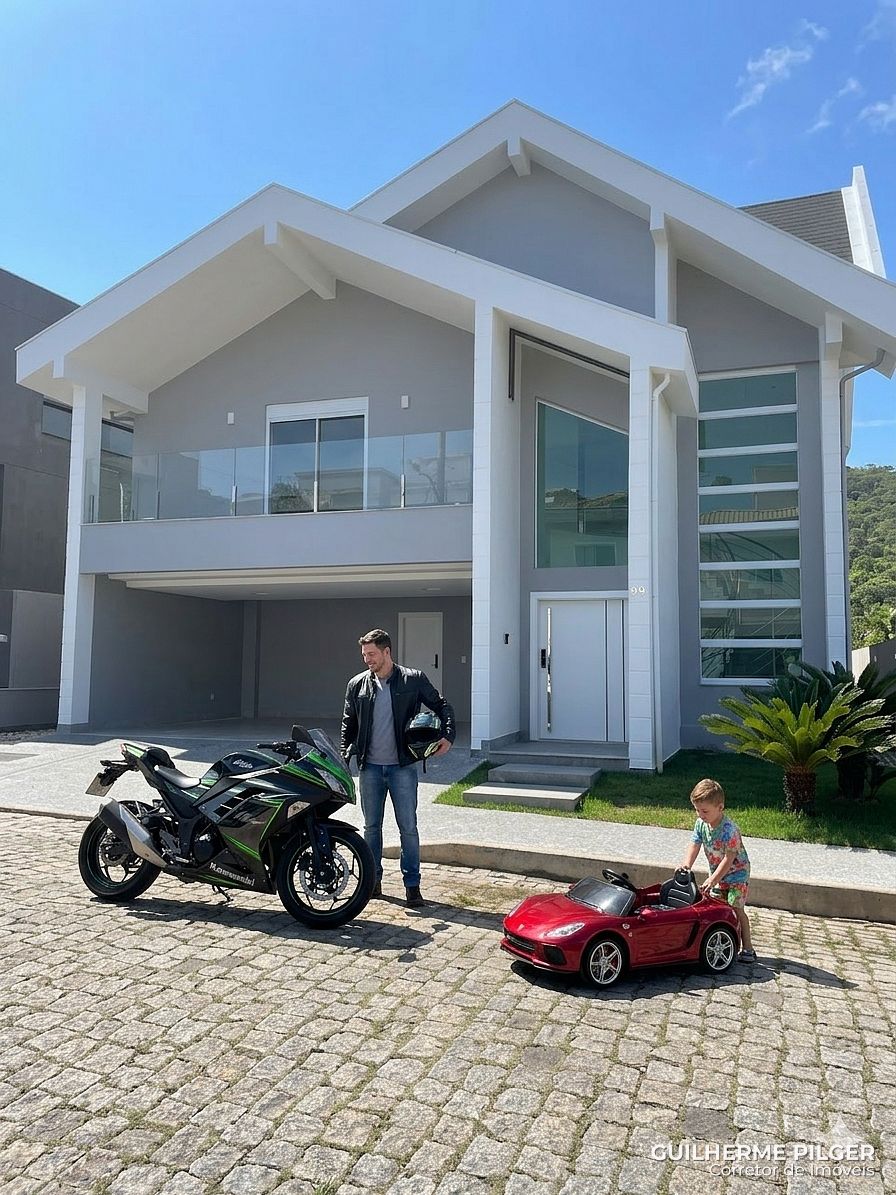 Casa no Cond. Haras Rio do Ouro em Balneário Camboriú