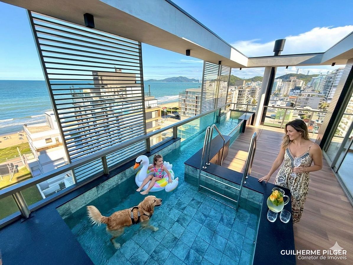 Cobertura no Ed. Horizon na Praia Brava