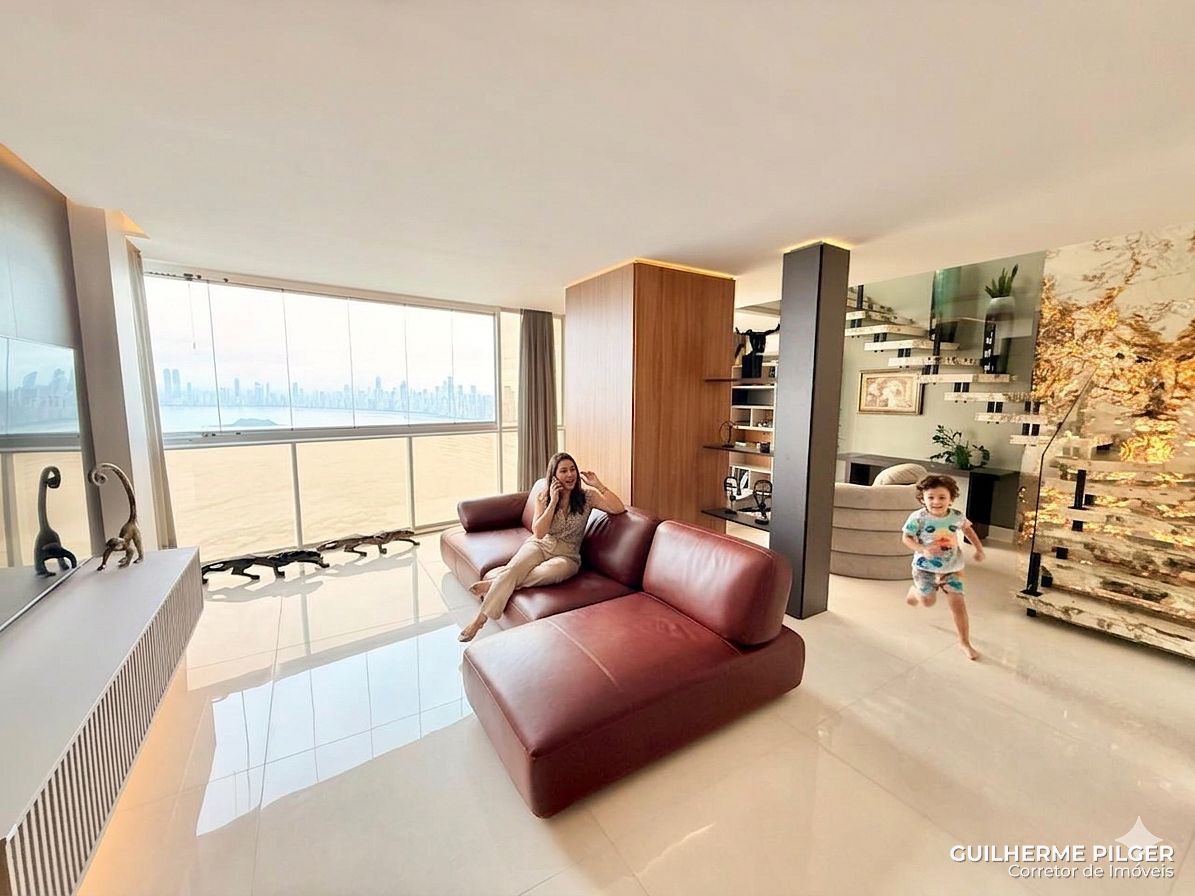 Cobertura Duplex no Ed. Italian Residence em Balneário Camboriú