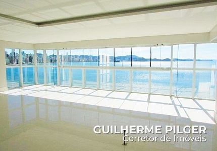 Apartamento frente mar no Ibiza Towers em Balneário Camboriú