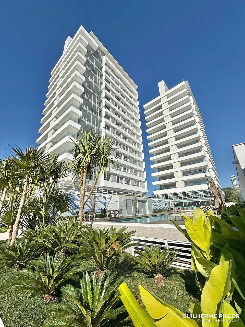 Apartamento no Ed. Riva na Praia Brava em Itajaí