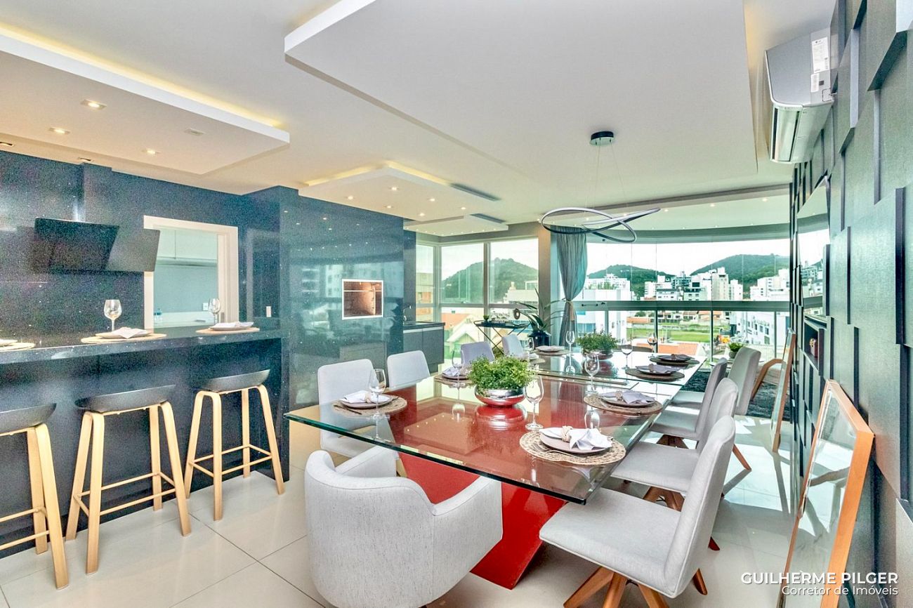 Apartamento no Condomínio Brava Beach Internacional na Praia Brava de Itajaí