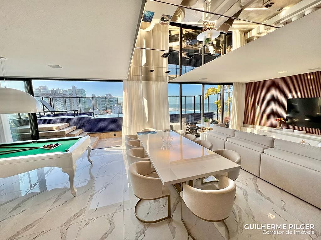 Cobertura Duplex no Ed. Brava Garden na Praia Brava em Itajaí