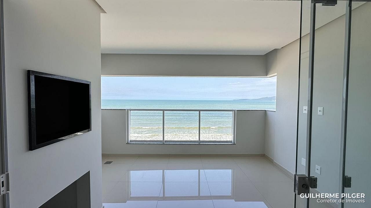 Apartamento no Ed. Château de Florence em Itapema