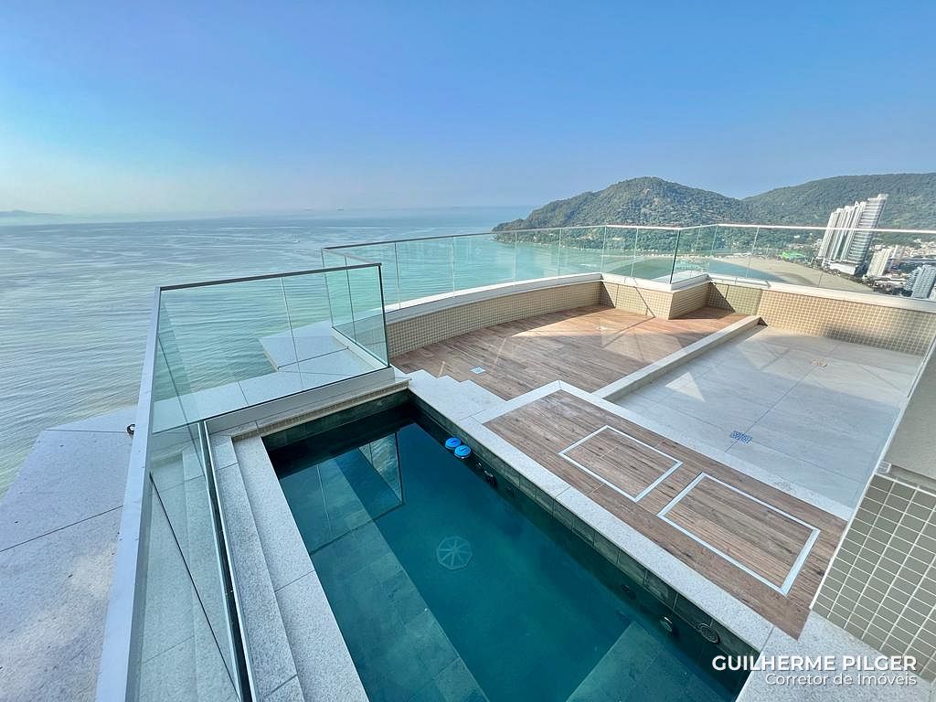 Cobertura duplex no Ed. Aurora Exclusive Home em Balneário Camboriú