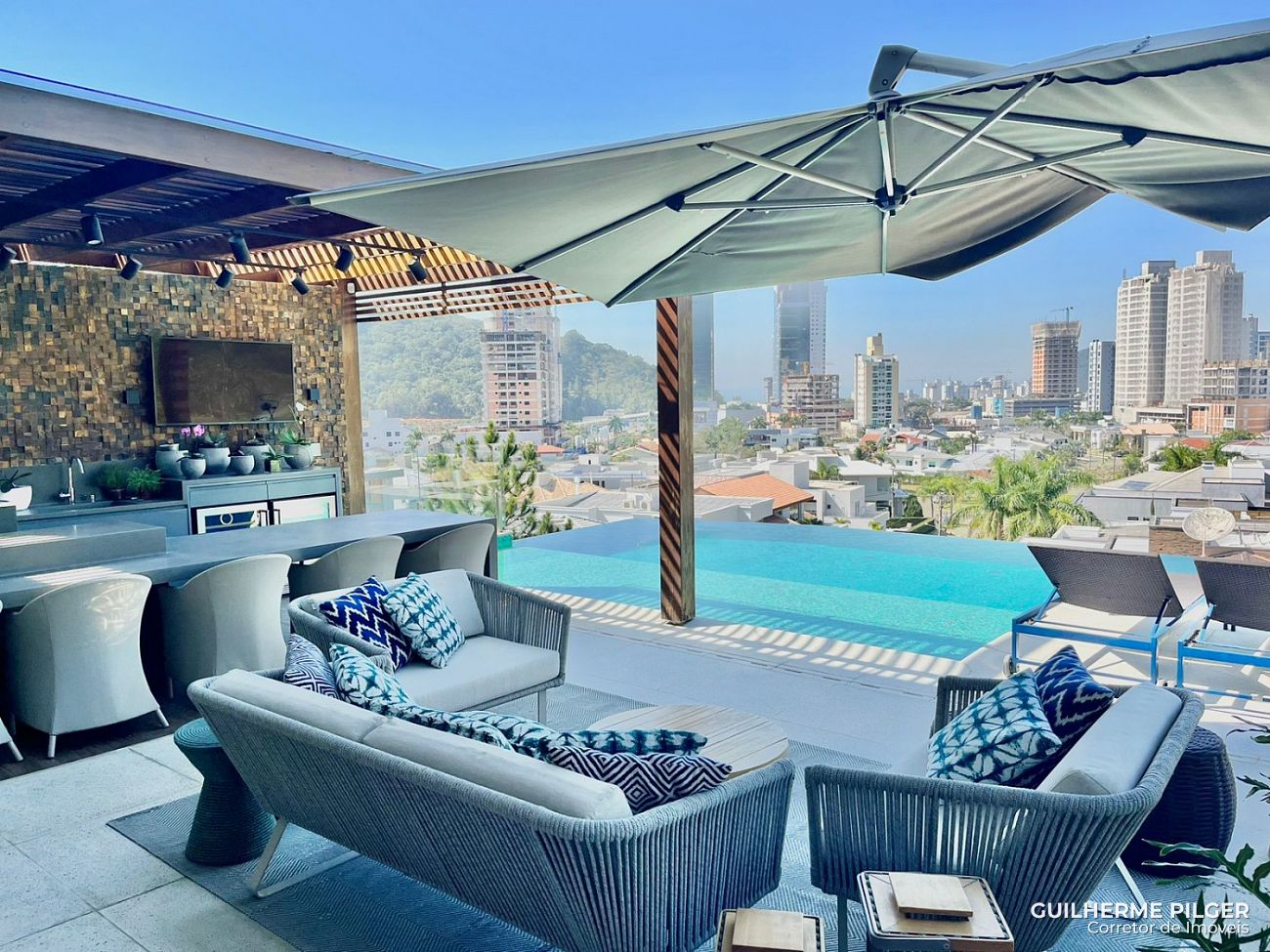 Casa no Condomínio Horizontal Praia Brava em Itajaí