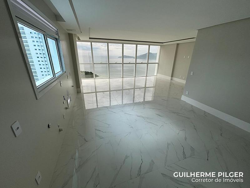 Apartamento no Ed. Skyline em Balneário Camboriú — foto 7