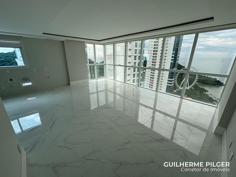 Apartamento no Ed. Skyline em Balneário Camboriú — foto 3
