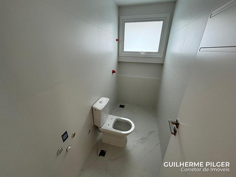 Apartamento no Ed. Skyline em Balneário Camboriú — foto 20