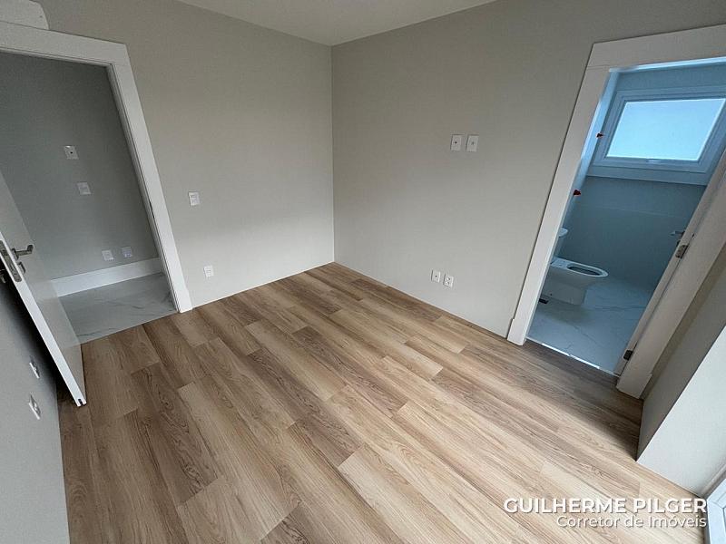 Apartamento no Ed. Skyline em Balneário Camboriú — foto 24