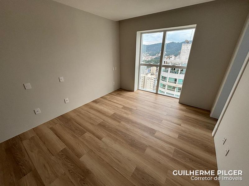 Apartamento no Ed. Skyline em Balneário Camboriú — foto 21