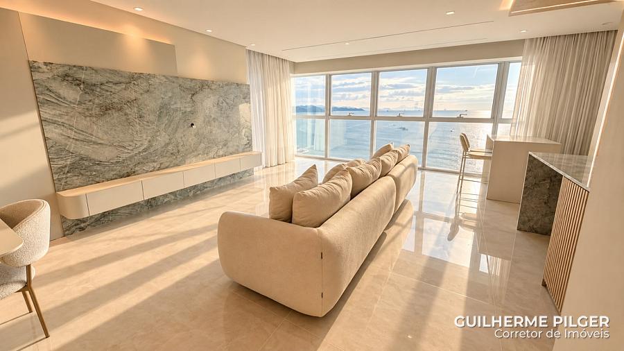 Apartamento no Ed. One Tower em Balne�rio Cambori� 1