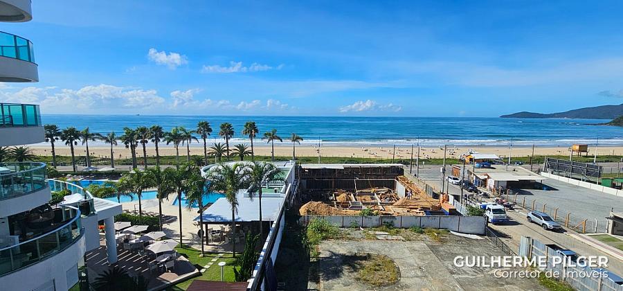 Cobertura no Ed. Brava Center na Praia Brava em Itaja� 1