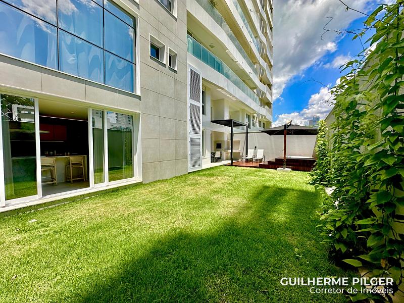 Apartamento no Ed. Le Blanc Brava Residence na Praia Brava em Itaja� 1