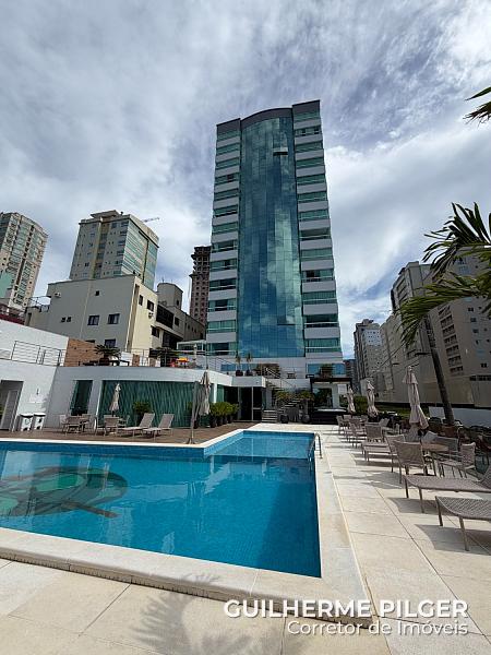Apartamento no Ed. Venezia Residenziale na Meia Praia em Itapema 1