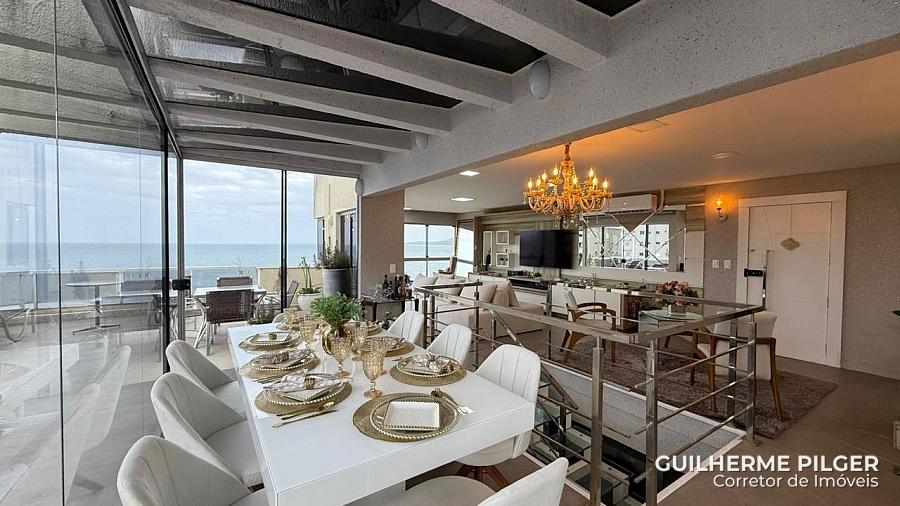 Cobertura Triplex na Meia Praia em Itapema 1
