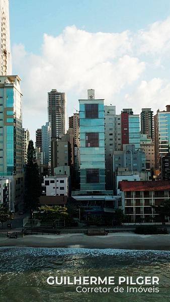 Apartamento no Ed. Ocean Towers Residence na Meia Praia em Itapema 1