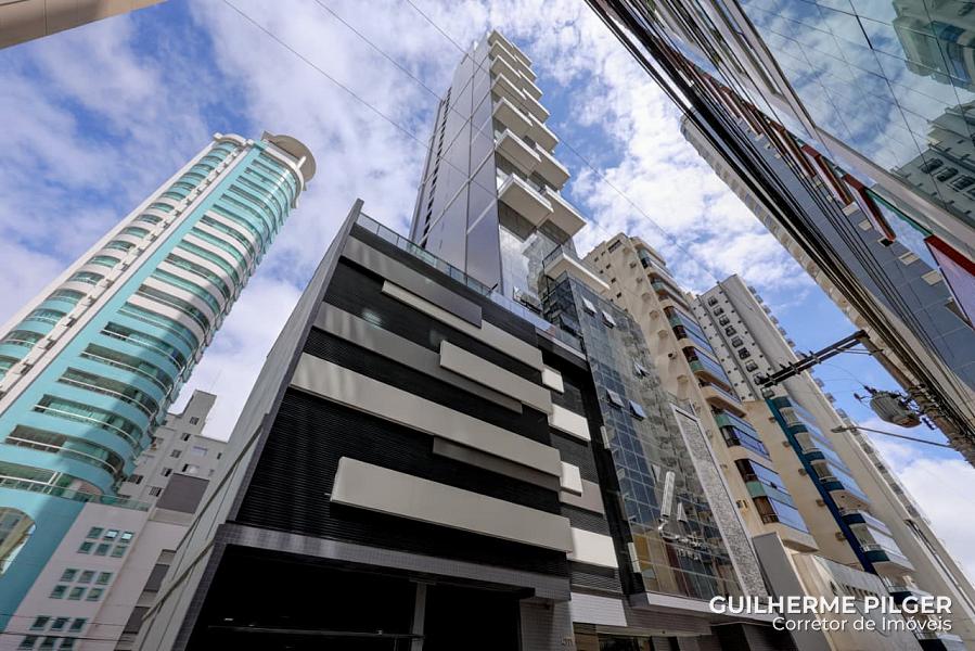 Apartamento no Ed. Zenith Tower em Balne�rio Cambori� 1