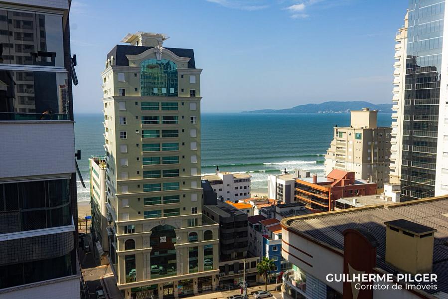 Cobertura Duplex na Meia Praia em Itapema 1