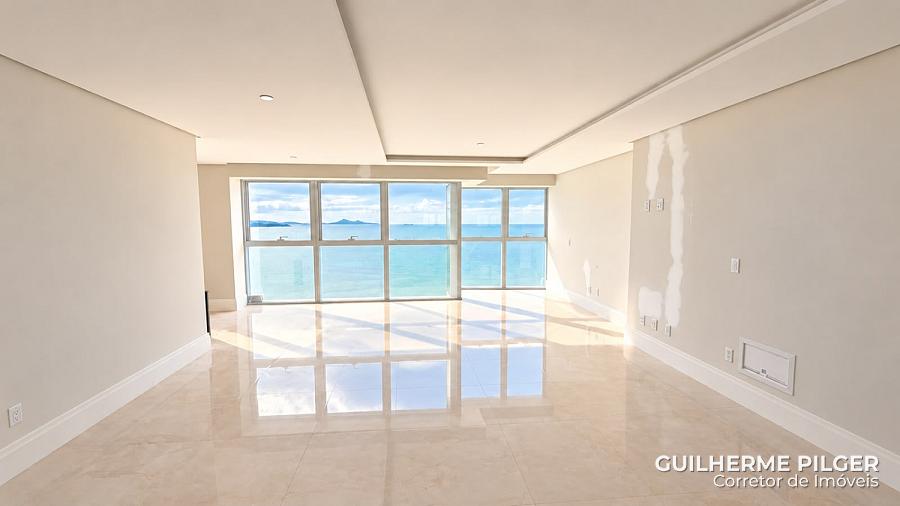 Apartamento no Ed. One Tower em Balne�rio Cambori� 1