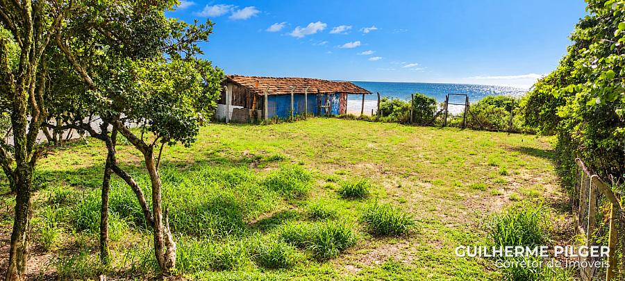 Terreno Frente mar na Praia do Estaleirinho em Balne�rio Cambori� 1