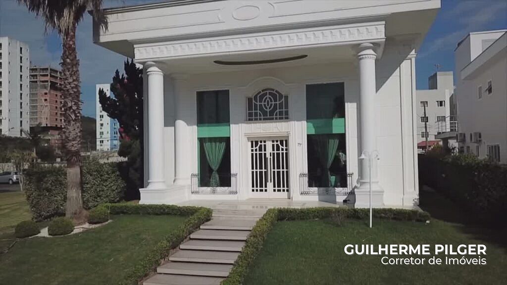 Linda Casa Mobiliada Condomínio Horizontal Praia Brava