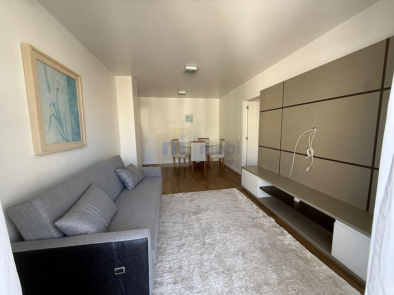 Apartamento para Aluguel Anual no Centro 1