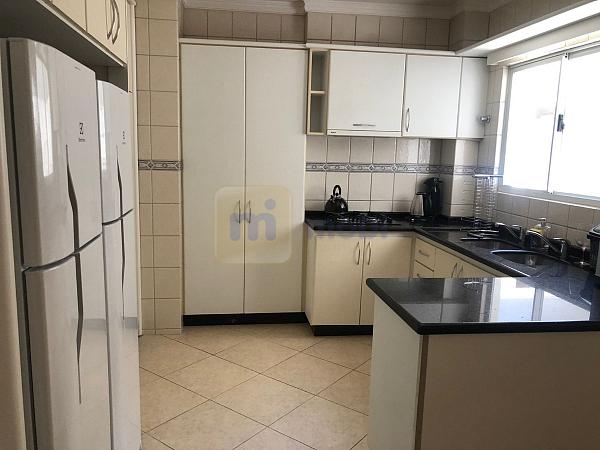 Apartamento à Venda — foto 4